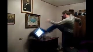 Angry gamers destroying PC, compilation..