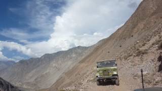 Jeep track to fairy meadows(3)