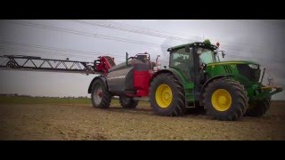 [John Deere 6212 R und Horsch Leeb 8GS] Mit voller Schlagkraft bei der Flüssigdünger Ausbringung