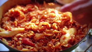 Nigella Lawson cooks pasta with squid & funnel tomatoes