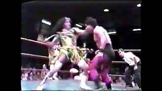 Pimpinela Escarlata/Rudy Reyna/May Flowers vs Sergio Romo/Flanagan/Ausente (Monterrey 1992)