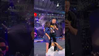 ये Badshah के साथ कौन है Stage पर 😯, Adi Dances with badshah in Mumbai | Adi Keshari #shorts