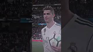 رونالدو مع كرة الهاتريك ايام ريال مدريد #shorts #رونالدو #رياضة #اكسبلور