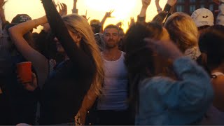 The Chainsmokers - No Shade At Pitti