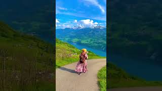 A beautiful grail of the road 💕💕#trending #youtube #viralvideo #video #love #comedy #best #india 🌹🇨🇭