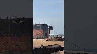 Ship Breaking into pieces ⚓️😱😳🛳️⛴️ #gadani #mariner #shorts