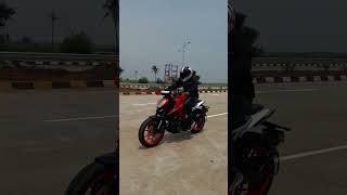 Duke 390 flyby the beast #mk27 #autohub27 #ktm #beast#duke390 #biker #rider#shorts#short #shortvideo