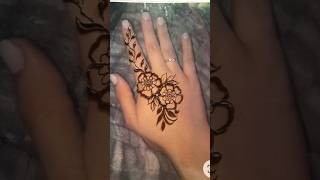 Beautiful Mehndi Design by Yasmeen HennaDesign | Rose Mehndi Design | Floral Hennadesign #Shorts