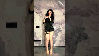 Dance cover Beautiful girl chinese , dance cover #youtubeshorts #shorts #beautifulgirl #dance #fyp