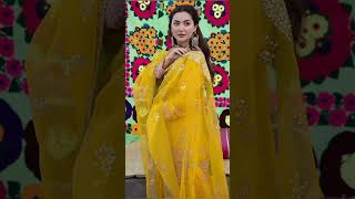 Pakistani actress in yellow color latest beautiful video #ayezakhan #aimankhan#iqraaziz#kinza#yumna