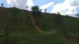 subindo morro do puma Atibaia crf 250f