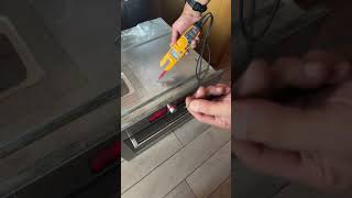 HORNO ELECTRICO EN LA COCINA, NO SE USA,  Y SALTA EL DIFERENCIAL.PARTE 2