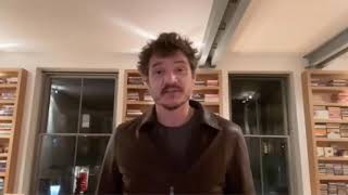 Pedro Pascal ❤️💖 Field Team 6 Award para Katie Porter