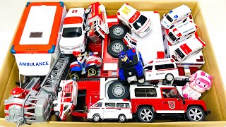 働く車の救急車が坂道走る！箱に飛び込みます！Ambulances race down the ramp and dive into the box!