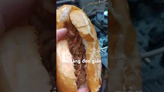 Bánh mì bì chan nước tương