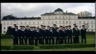 Vienna Boys Choir  Wiener Sängerknaben   SONG Mi lagnero Lacendo   W A  Mozart KV 437