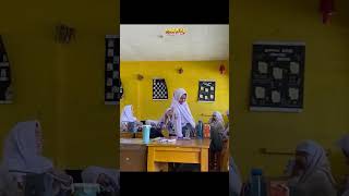 Ada apa denganmu nona ?? 🤣🤣🤣 #tiktok #hijabers #hijrah #masasekolah