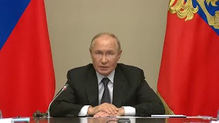 Владимир Путин прервал Алексея Смирнова во время рассказа о проникновении ВСУ в Курскую область