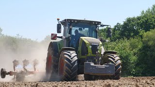 CLAAS AXION 870 au labour | ETA COZANNET