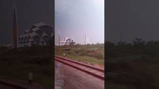 Suasana dlm KA Papandayan  melewati stasiun Cimekar dan Masjid Aljabar