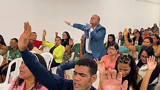 ROBSON SILVA MINISTRANDO NO 2 CONGRESSO DA IGREJA FOGO NO ALTAR NA EM RIO REAL/BAHIA