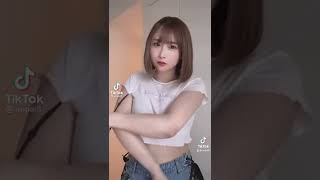 No Bra Challenge #shorts #insta #reels #tiktok #bra #nobra #challenge #trend #trending