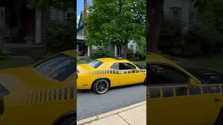 Nice Dodge challenger RT accelerates 🔥👍