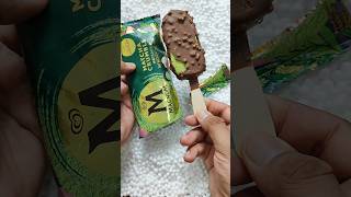 Mencari dan menemukan es krim magnum matcha crumble dikardus #huntingjajan #jajanan #jajan