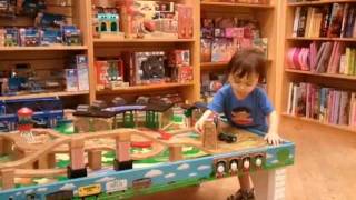 Lukie is playing at Barnes & Nobles.