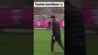 Thomas Tuchel messing with Sadio Mane duringBayern training 😂😂