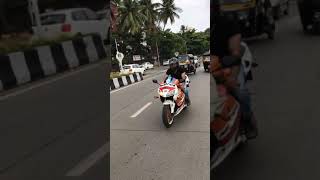 Honda Cbr 600 at Mumbai Carter road