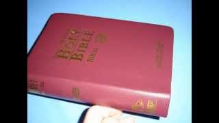 Tagalog English Bible / Burgundy with Golden Edges and Thumb Index / Ang Banal Na Kasulatan