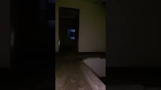 Uji Nyali di Depan Pintu Angker