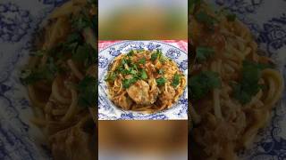 Frango Guisado com Esparguete - Portuguese Chicken Stew with Spaghetti #shorts