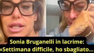 Sonia Bruganelli in lacrime  «Settimana difficile, ho sbagliato a ostentare il lusso