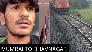 My First Vlog | Train Journey - Mumbai To Bhavnagar 🚂 | Ye Kya Ho Gaya🥺