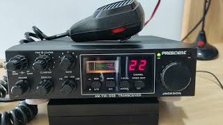 A modified 27MHz President Jackson CB receives the 40m amateur band