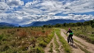 CACHOEIRA GRANDE, CANION DAS BANDEIRINHAS E CACHOEIRA DA FAROFA DE BIKE   SERRA DO CIPÓ