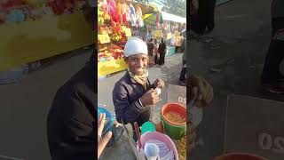 10 year old boy selling bhelpuri #streetfood #food #shorts #viral