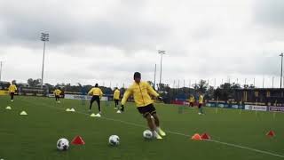 Exercice technique Borussia Dortmund entraînement de foot