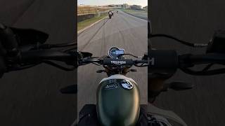 TRIUMPH SCRAMBLER 400X PRIMEIRAS IMPRESSÕES NA PISTA DE INTERLAGOS!