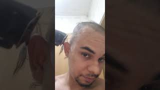 Eu mesmo  cortei o meu cabelo lancei corte top