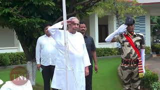 🔴 Naveen Patnaik celebrates Independence Day with Children