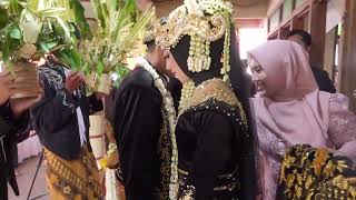 Temu pengantin adat jawa...