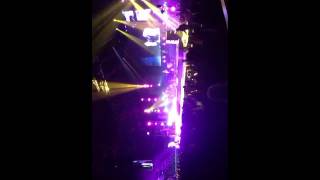 Neyo red tour ( part 6 ) one in a million