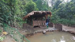 Build porch floors for the house, table and chair - Green forest life, building house log cabin