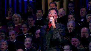 [HD] It's the Most Wonderful Time - Natalie Cole (Christmas With the Mormon Tabernacle Choir)