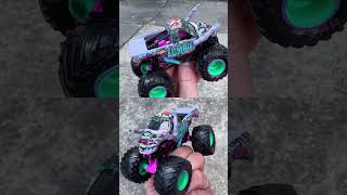 Zombie Nitro Neon Monster Truck (series 1) 😱😱😱 #zombiemonstertruck #monstertrucks