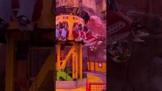 7 and 10 year olds ride the Slingshot @ The #AdventureDome at #CircusCircus in Las Vegas. #vegas