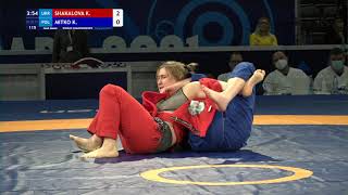 GOLD W GI - 71 kg: K. SHAKALOVA (UKR) v. K. MITKO (POL)